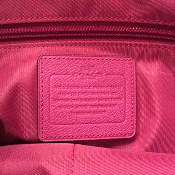 Coach crossgrain leather taxi zip tote 33915 - Picture 4 of 7